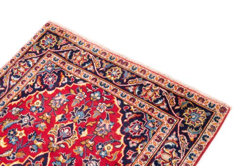 Surface texture of 2000s Kashan rug with natural Wool and intricate pattern