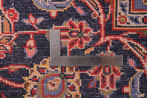 Surface texture of 2000s Kashan rug with natural Wool and intricate pattern