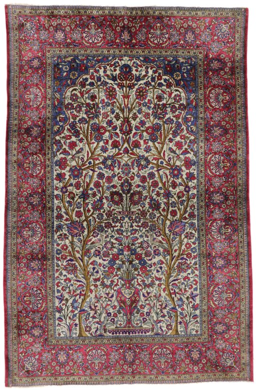 Full view of 1920s Kashan rug from Iran / Persia, 200 × 133 cm in Beige tones