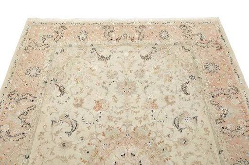 Surface texture of 1980s Kashmar rug with natural Wool and intricate pattern