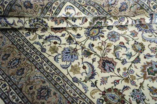 Close-up detail of New Kashmar rug from Iran / Persia showing Wool weave