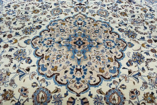Central medallion detail of 2000s Kashmar rug from Iran / Persia