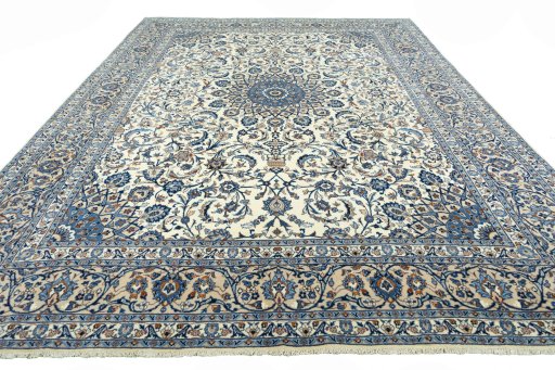 Surface texture of 2000s Kashmar rug with natural Wool and intricate pattern