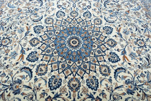 Central medallion detail of 2000s Kashmar rug from Iran / Persia