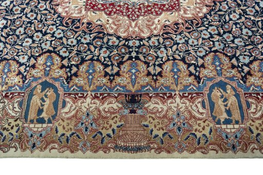 Corner detail of 1970s Kashmar rug showing border pattern and Wool pile