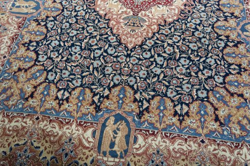 Close-up detail of 1970s Kashmar rug from Iran / Persia showing Wool weave