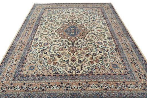 Surface texture of 1970s Kashmar rug with natural Wool and intricate pattern