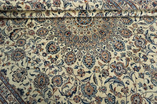 Close-up detail of 2000s Kashmar rug from Iran / Persia showing Wool weave
