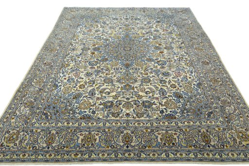 Surface texture of 2000s Kashmar rug with natural Wool and intricate pattern
