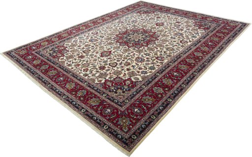 Corner detail of 1970s Kashmar rug showing border pattern and Wool pile