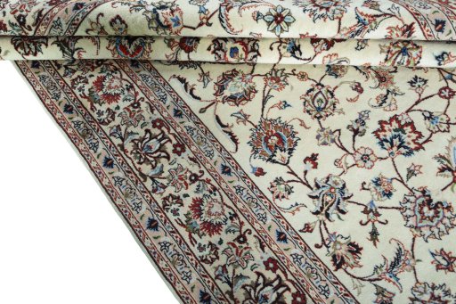 Close-up detail of New Kashmar rug from Iran / Persia showing Cork weave