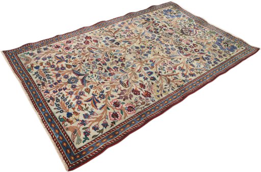 Corner detail of 1990s Kashmar rug showing border pattern and Wool pile