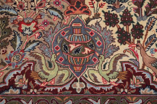 Corner detail of 1990s Kashmar rug showing border pattern and Wool pile