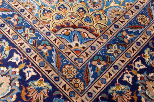 Close-up detail of 2003s Kashmar rug from Iran / Persia showing Wool weave