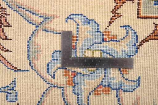 Surface texture of 1990s Kashmar rug with natural Wool and intricate pattern