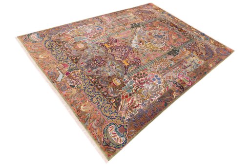 Close-up detail of 1960s Kashmar rug from Iran / Persia showing Wool weave