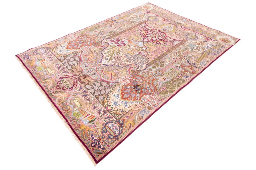Corner detail of 1960s Kashmar rug showing border pattern and Wool pile