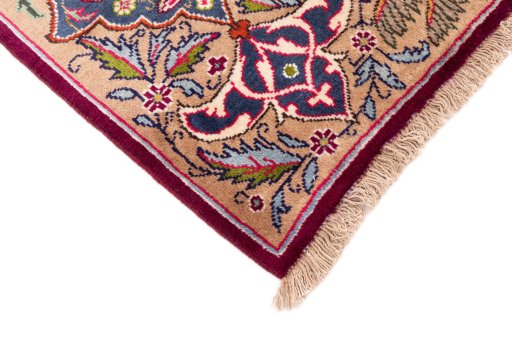 Central medallion detail of 1965s Kashmar rug from Iran / Persia