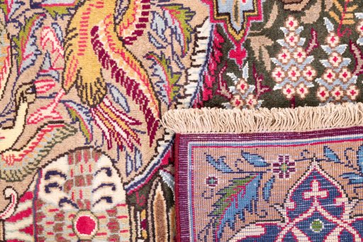 Close-up detail of 1965s Kashmar rug from Iran / Persia showing Wool weave