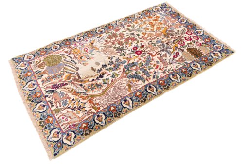 Close-up detail of 1975s Kashmar rug from Iran / Persia showing Wool weave