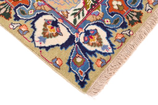 Central medallion detail of 1975s Kashmar rug from Iran / Persia