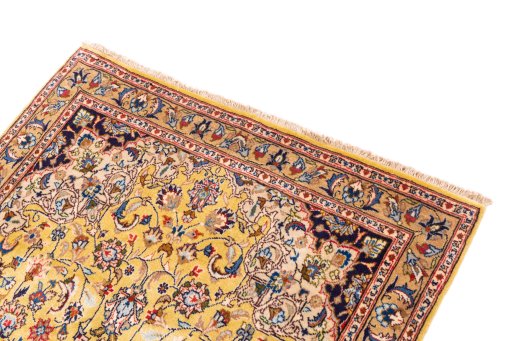 Surface texture of 1977s Kashmar rug with natural Wool and intricate pattern