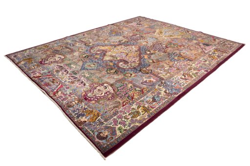 Corner detail of 2018s Kashmar rug showing border pattern and Wool pile