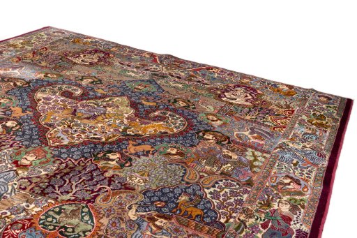 Surface texture of 2018s Kashmar rug with natural Wool and intricate pattern