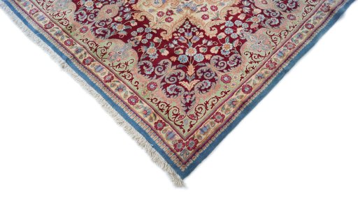 Backside of handmade 1960s Kerman rug showing knot structure and weave density