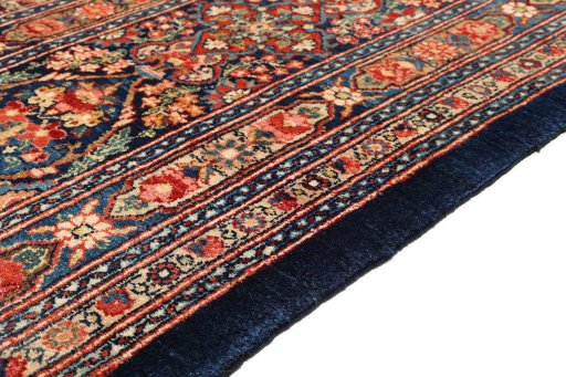 Central medallion detail of 1900s Kerman rug from Iran / Persia