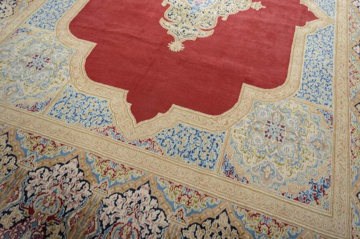 Close-up detail of 2000s Kerman rug from Iran / Persia showing Wool weave