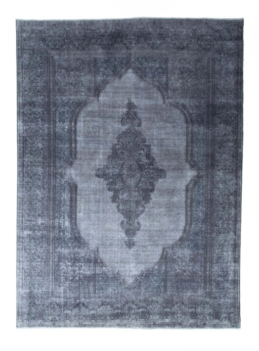 Full view of 1970s Kerman rug from Iran / Persia, 404 × 293 cm in Gray tones