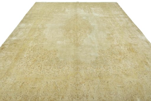 Surface texture of 1950s Kerman rug with natural Wool and intricate pattern
