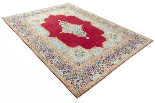 Close-up detail of 2000s Kerman rug from Iran / Persia showing Wool weave