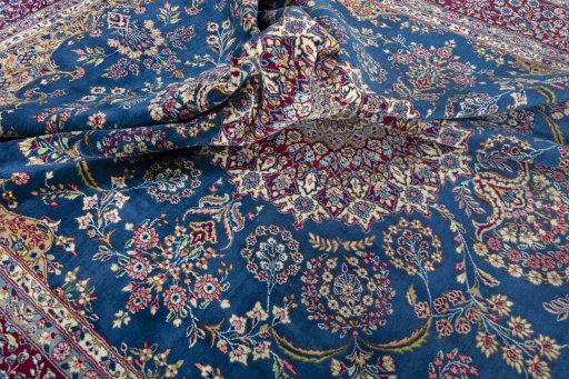 Surface texture of New Kerman rug with natural Wool and intricate pattern