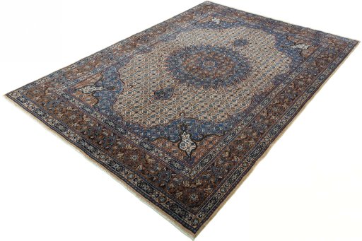 Corner detail of 2000s Moud rug showing border pattern and Wool pile