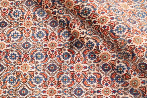 Close-up detail of 1970s Moud rug from Iran / Persia showing Wool weave
