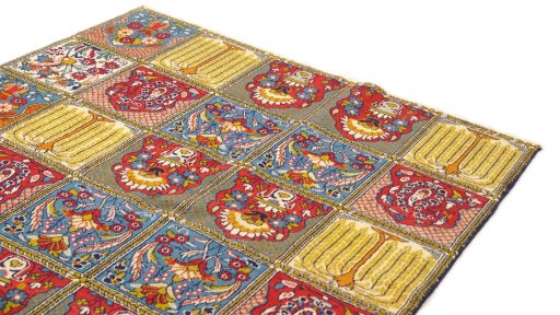 Surface texture of 1990s Moud rug with natural Wool and intricate pattern