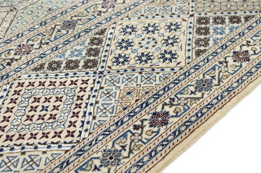 Central medallion detail of New Nain rug from Iran / Persia