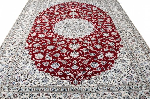 Close-up detail of New Nain rug from Iran / Persia showing Cork weave