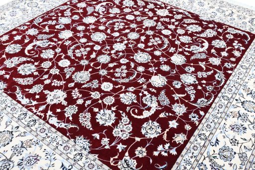 Close-up detail of New Nain rug from Iran / Persia showing Cork weave