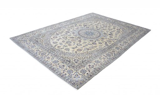 Corner detail of New Nain rug showing border pattern and Wool pile