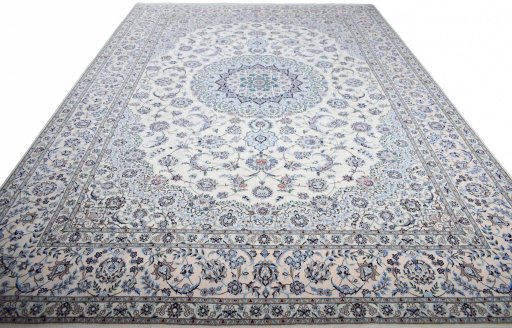 Surface texture of New Nain rug with natural Cork and intricate pattern