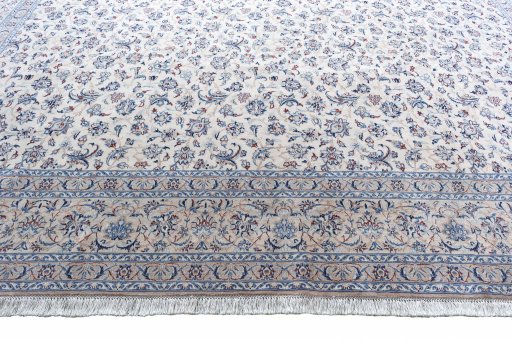 Full view of 1970s Nain rug from Iran / Persia, 620 × 410 cm in Beige tones