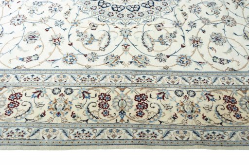 Corner detail of New Nain rug showing border pattern and Cork pile