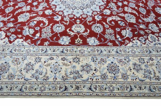 Close-up detail of New Nain rug from Iran / Persia showing Cork weave