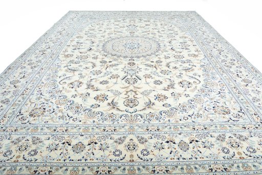 Surface texture of New Nain rug with natural Wool and intricate pattern