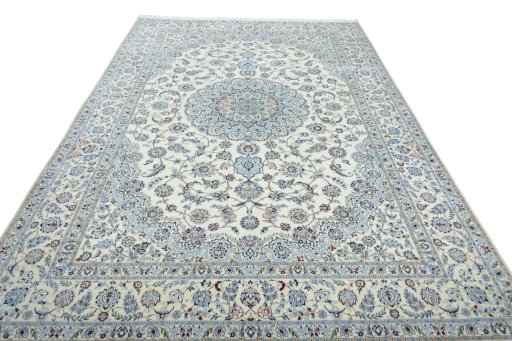 Surface texture of New Nain rug with natural Cork and intricate pattern