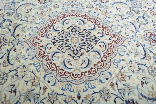 Central medallion detail of 2000s Nain rug from Iran / Persia