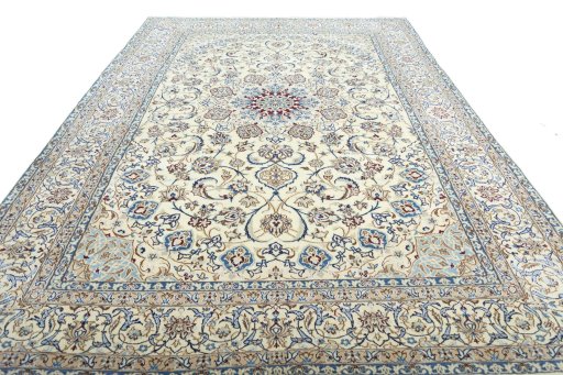 Surface texture of New Nain rug with natural Silk and intricate pattern